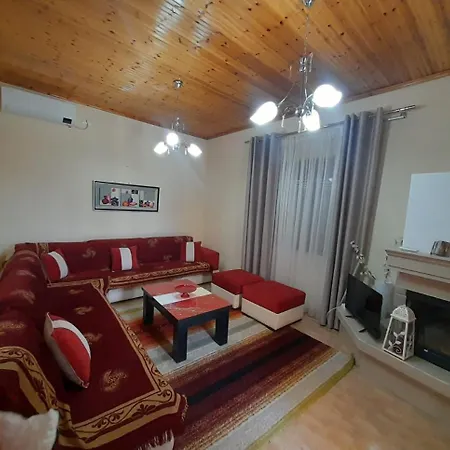 度假居 George's Ap Gjirokastër