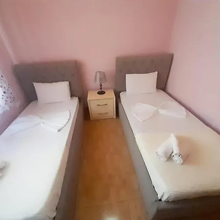 George's Holiday home