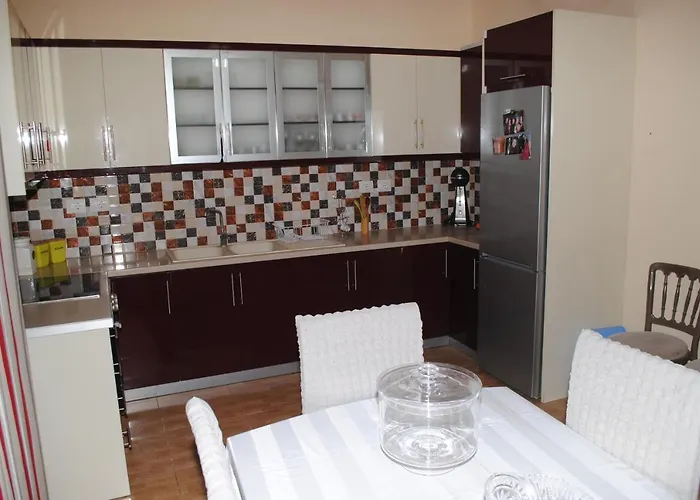 George's Ap Gjirokastër