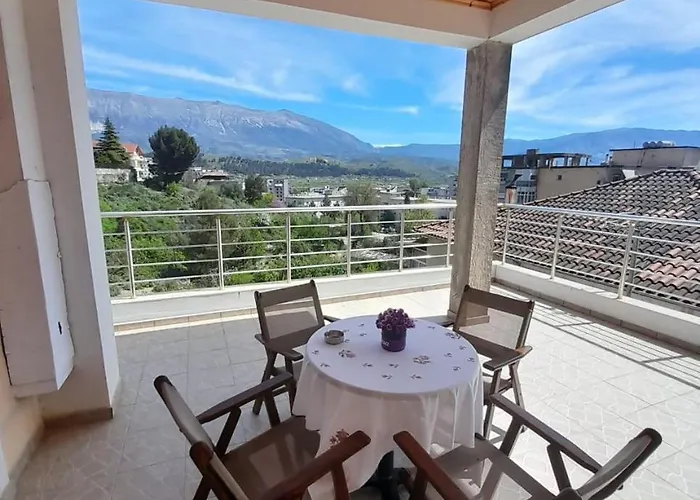 George's Ap Gjirokastër